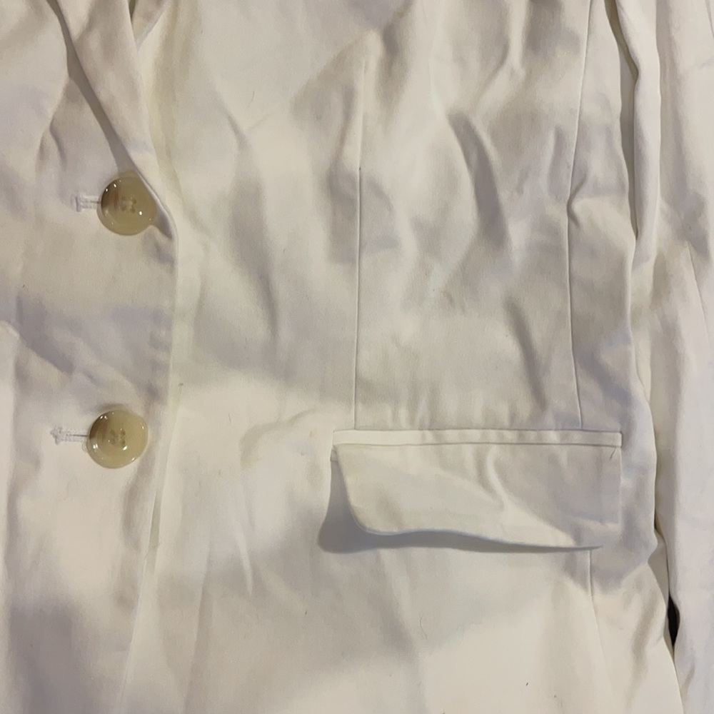 White summer blazer - Picture 3 of 3